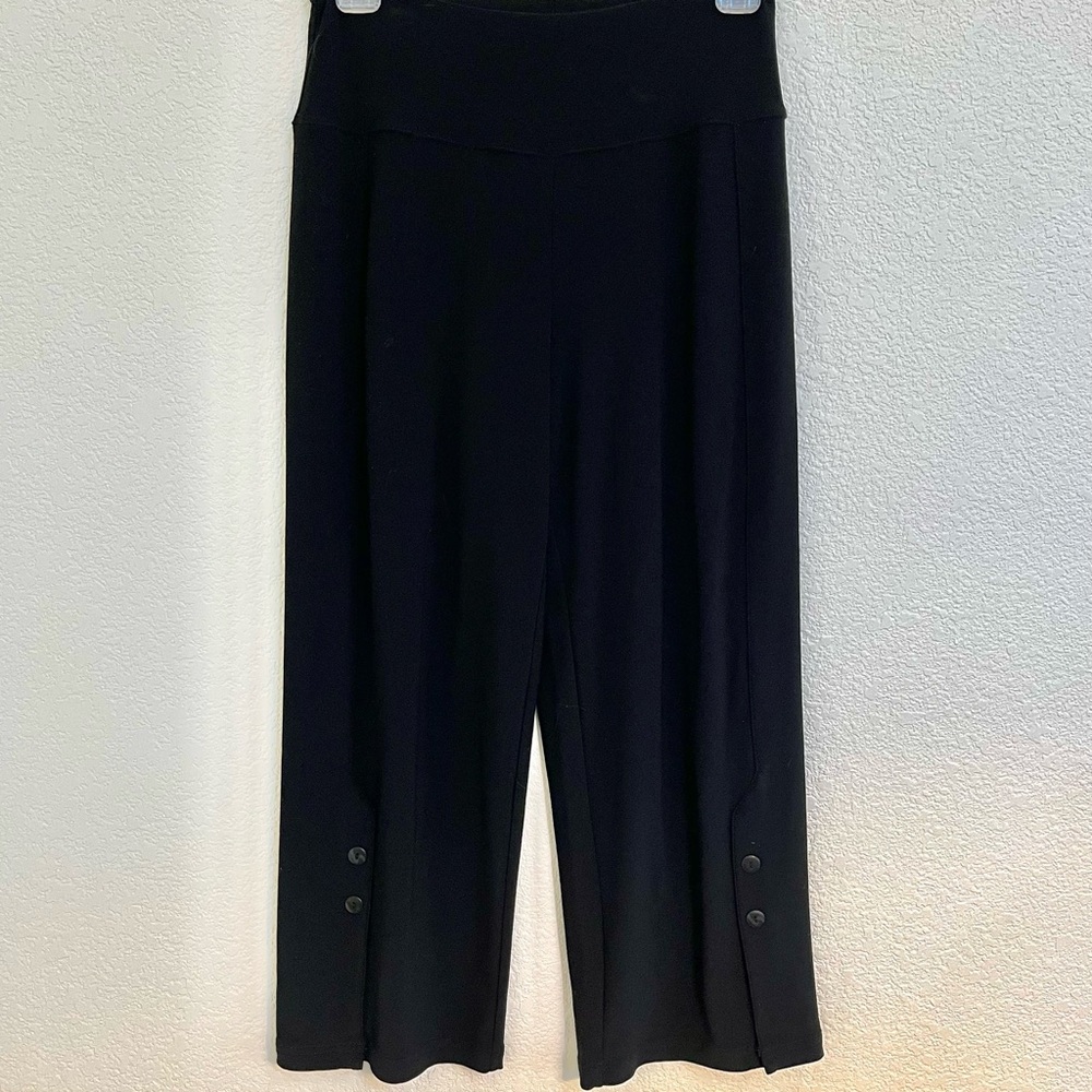 Sympli Black Wide Leg Crop Capris Pants Button Hem Size 6